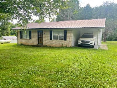1710 South Jackson County High School Rd, McKee, Kentucky 40447