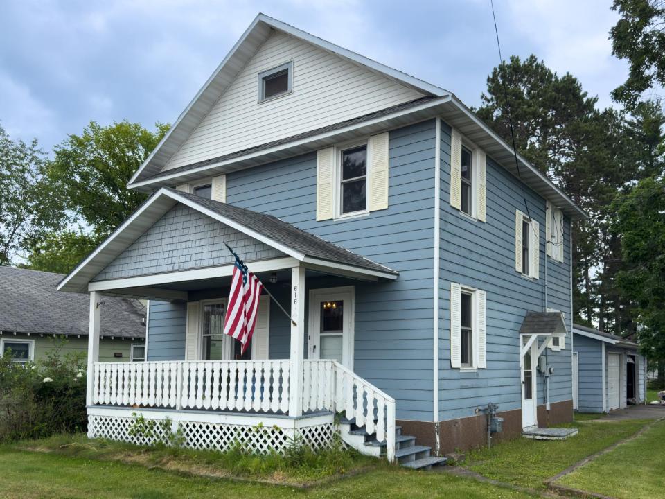 616 Pine St. E, Eagle River, Wisconsin 54521, USA