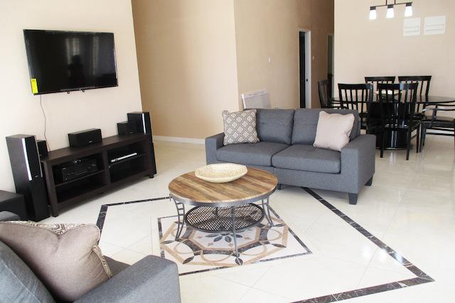 NINAKE Apartment - 4BD, Mont Tout, St.George West Indies, 格林納達
