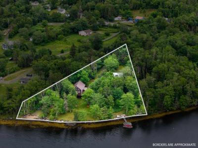59 WEST SIDE ROAD, Sheet Harbour, Nueva Escocia B0J 3B0, Canadá