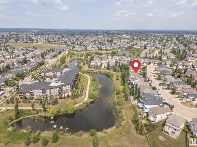 7363 SINGER WAY NW, Edmonton, Alberta T6R 3S1, Kanada
