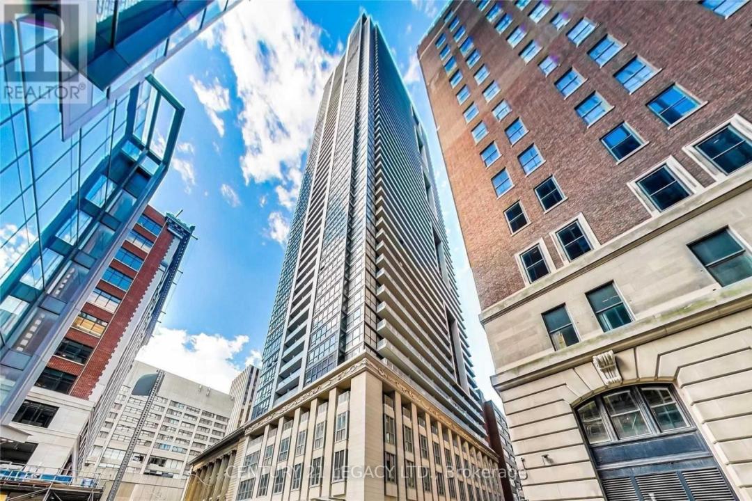 70 TEMPERANCE STREET, Toronto (bay Street Corridor), Ontario M5H 4E8, Canadá