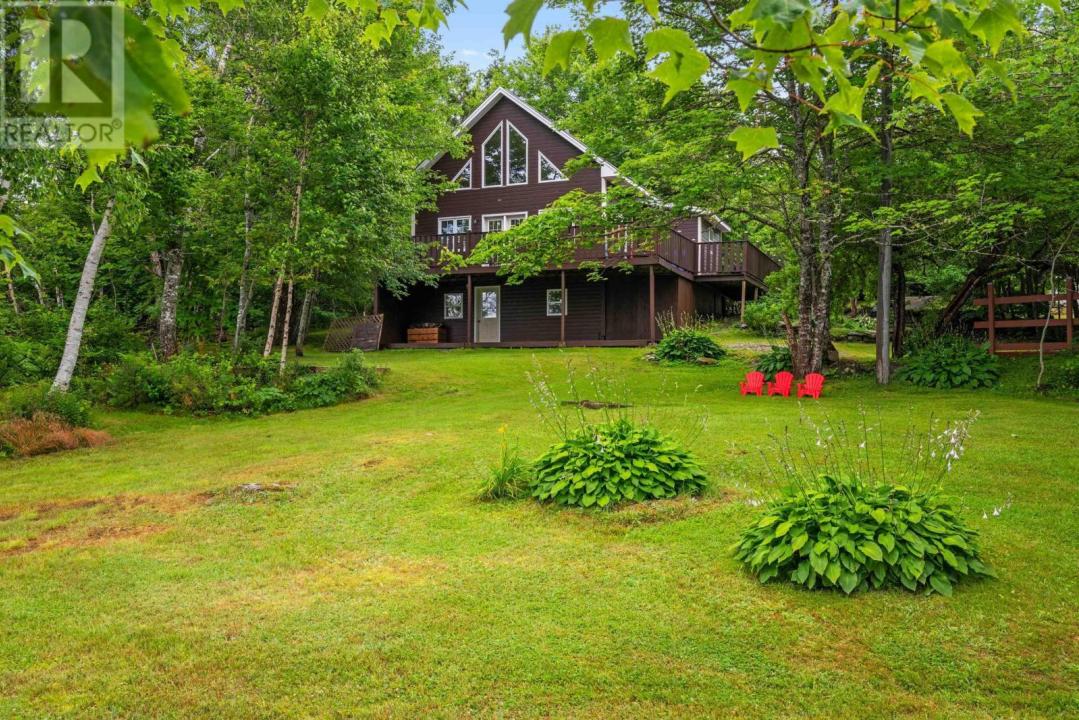 59 WEST SIDE ROAD, Sheet Harbour, Nueva Escocia B0J 3B0, Canadá