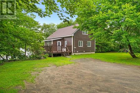 59 WEST SIDE ROAD, Sheet Harbour, Nueva Escocia B0J 3B0, Canadá