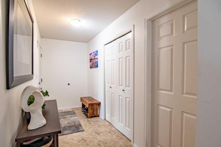 5220 50A AVENUE, Sylvan Lake, אלברטה T4S 1E5, קנדה 