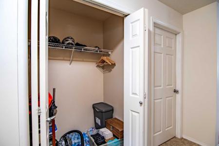 5220 50A AVENUE, Sylvan Lake, אלברטה T4S 1E5, קנדה 