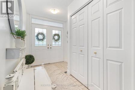 44 INNESBROOK COURT, Ottawa, 安大略省 K2S 1C7, 加拿大