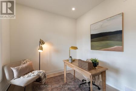 116 SHELDABREN STREET, North Middlesex (ailsa Craig), Ontario N0M 1A0, Canada