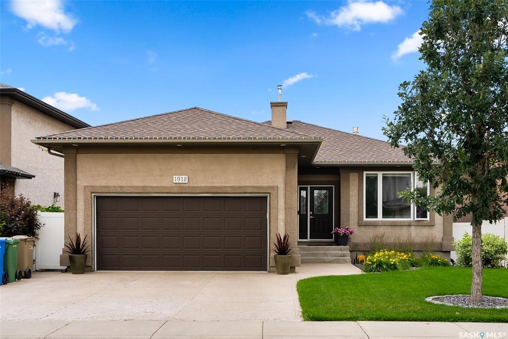 1918 DUNNISON CRESCENT E, Regina, Saskatchewan S4V 0N8, Canada