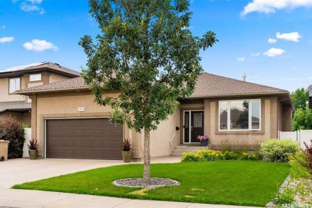 1918 DUNNISON CRESCENT E, Regina, Saskatchewan S4V 0N8, Canada
