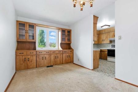 16 ARB CLOSE, Red Deer, 阿爾伯塔 T4R 1E8, 加拿大