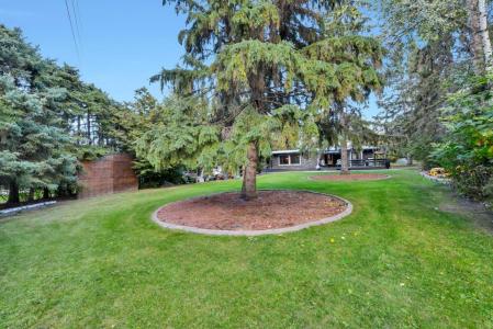 9 CRONQUIST CLOSE, Red Deer, אלברטה T4N 1E3, קנדה 