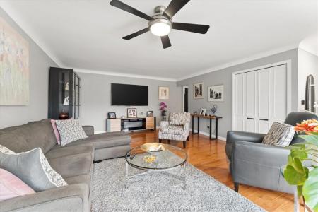 2550 DANDURAND, Windsor, Ontario N9E 2C9, Kanada