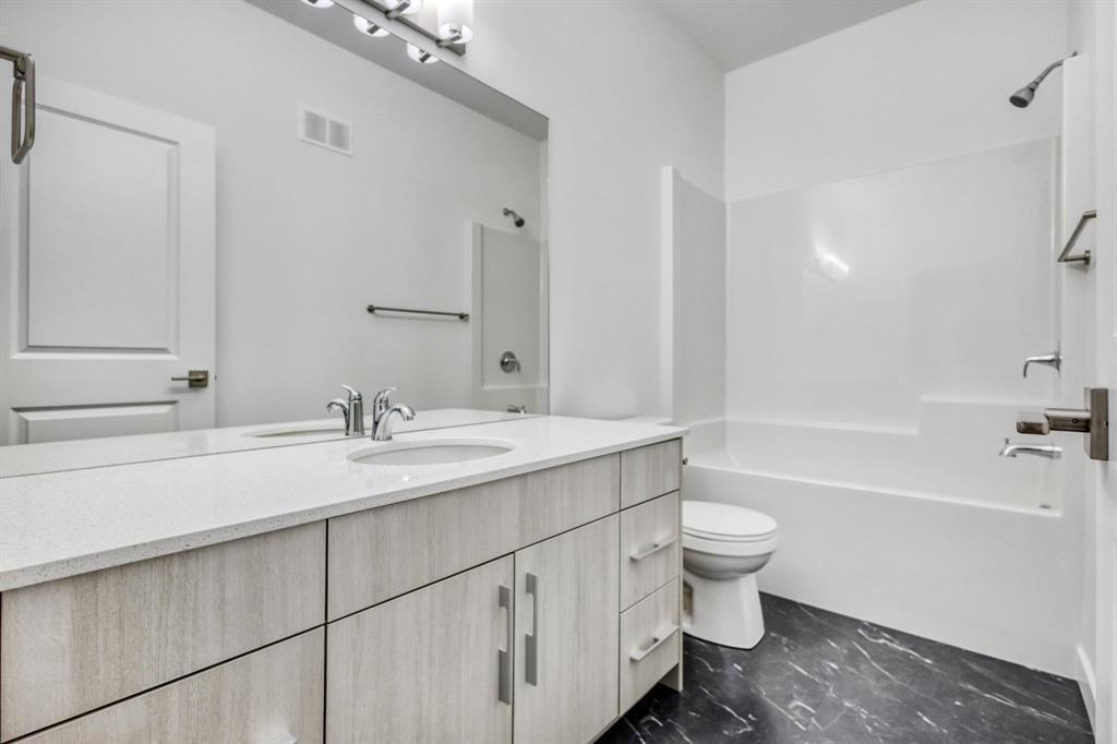 74 FOSSIL CREEK CRESCENT, Winnipeg, Manitoba R3Y 2J9, Canadá