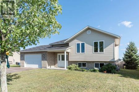 42 HIGHLAND PARK DRIVE, Petawawa, Ontario K8H 0A3, Canada