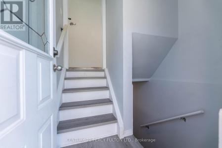 647 PERRY CRESCENT, Oshawa (vanier), أونتاريو L1J 2E4, كندا 