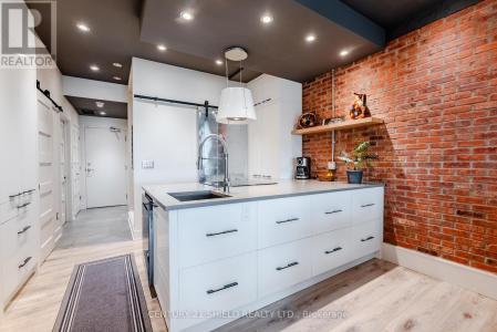 710 COTTON MILL STREET, Cornwall, Ontario K6H 7L3, Canadá