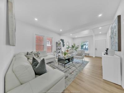 1387 LINCOLN, Windsor, Ontario N8Y 2J2, Canada
