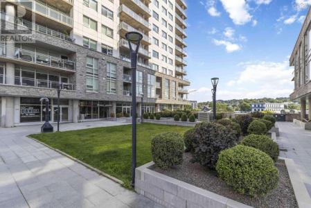 15 KINGS WHARF PLACE, Dartmouth, Nova Scotia B2Y 0C1, Canada