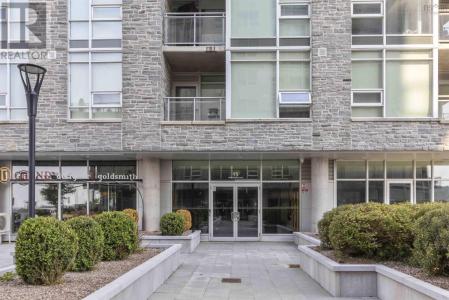 15 KINGS WHARF PLACE, Dartmouth, Nova Scotia B2Y 0C1, Canada