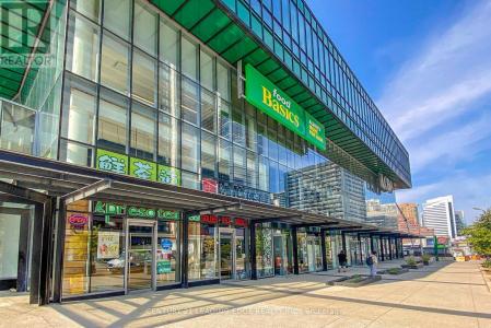 9 BOGERT AVENUE, Toronto (lansing-westgate), オンタリオ M2N 5M6, カナダ