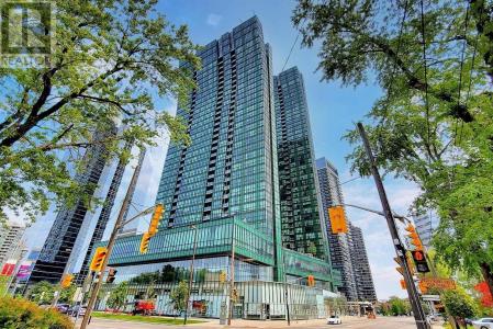9 BOGERT AVENUE, Toronto (lansing-westgate), オンタリオ M2N 5M6, カナダ