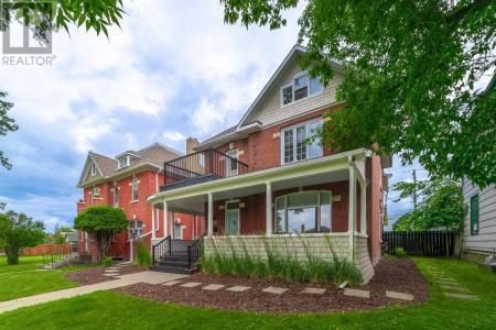322 THIRD STREET SOUTH, Kenora, Ontario P9N 1H9, Canadá