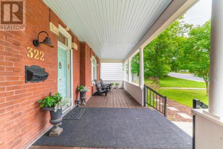 322 THIRD STREET SOUTH, Kenora, Ontario P9N 1H9, Canadá