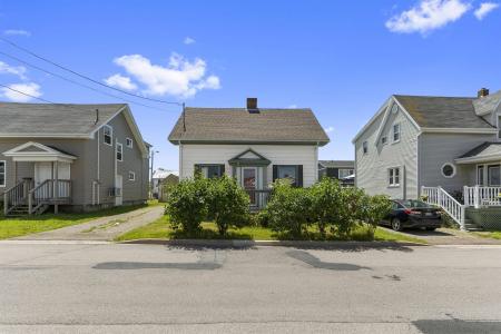 334 NORTH MARKET STREET, Summerside, Остров Принца Эдуарда C1N 1L5, Канада