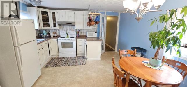 4008 DULEY CRESCENT, Labrador City, Terra Nova E Labrador A2V 2R4, CANADÁ