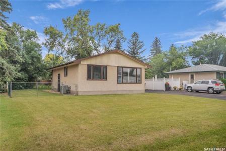 403 5TH AVENUE E, Watrous, Saskatchewan S0K 4T0, Canada