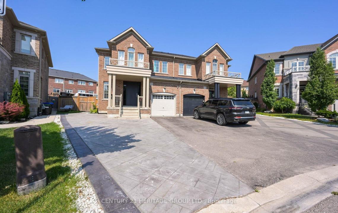28 FORTIS CRESCENT, Bradford West Gwillimbury, 安大略省 L3Z 0W2, 加拿大