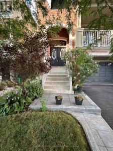 25 FAHEY DRIVE, Brampton (bram West), Ontario L6Y 0N8, Canada