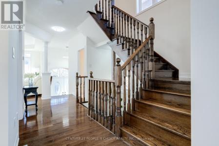 25 FAHEY DRIVE, Brampton (bram West), Ontario L6Y 0N8, Canada