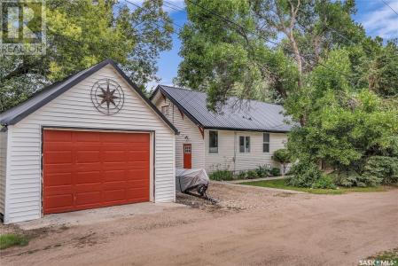 225 SASKATCHEWAN AVENUE, Imperial, Saskatchewan S0J 2J0, Canada