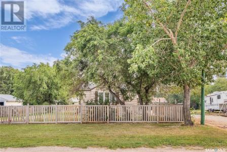 609 ROYAL STREET, Imperial, Saskatchewan S0G 2J0, Canada