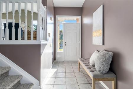 5 CORK CRESCENT, Brantford, Ontario N3V 1E3, Canada