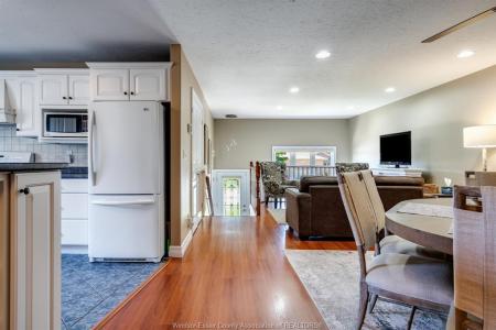 148 ANTONIO COURT, Leamington, Ontario N8H 5P5, Canada