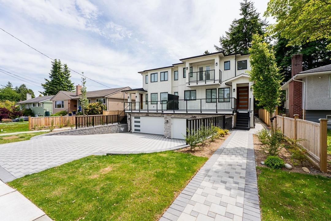 15492 THRIFT, White Rock, Британская Колумбия V4B 2L9, Канада