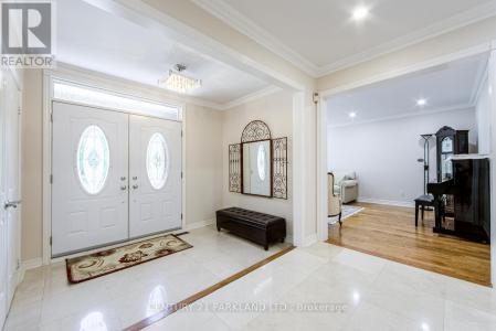 112 STRATHEARN AVENUE, Richmond Hill (bayview Hill), Ontario L4B 2L2, Canada