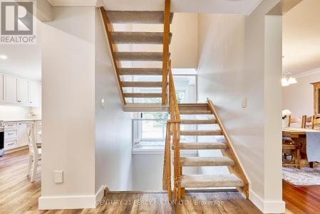 613 ALMA STREET, Scugog (port Perry), Ontario L9L 1C5, Canada