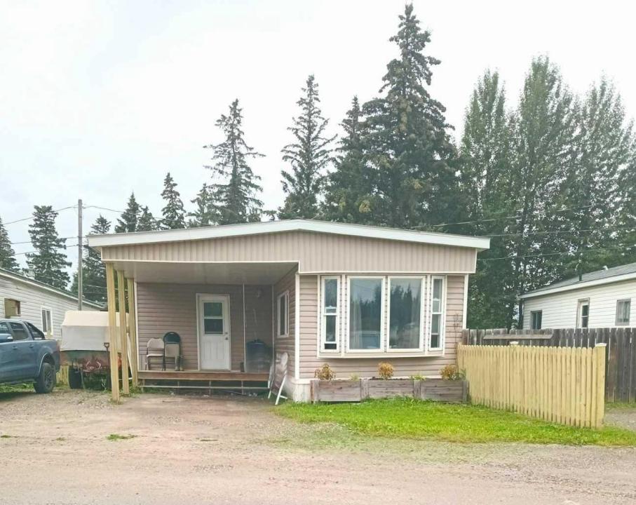 133 JARVIS STREET, Hinton, Alberta T7V 1R4, Canada