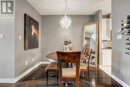 77 RELTON CIRCLE, Brampton (vales Of Castlemore), Ontario L6P 4A7, Canada