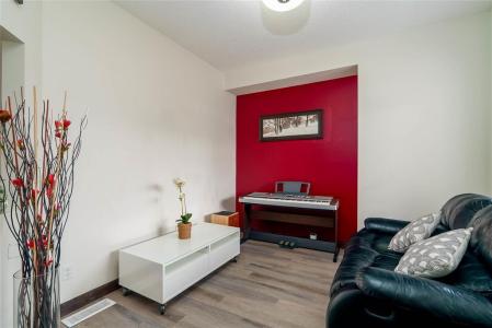 75 JUTLAND ROAD, Winnipeg, 马尼托巴 R2P 2T7, 加拿大