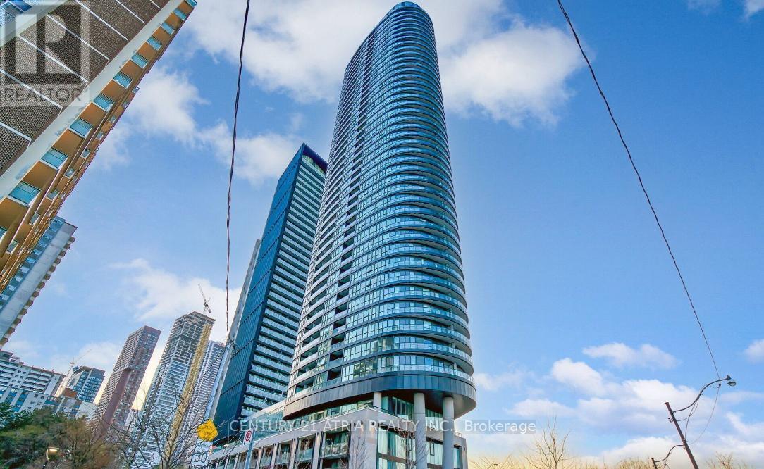 585 BLOOR STREET, Toronto (north St. James Town), 安大略省 M4W 0B3, 加拿大