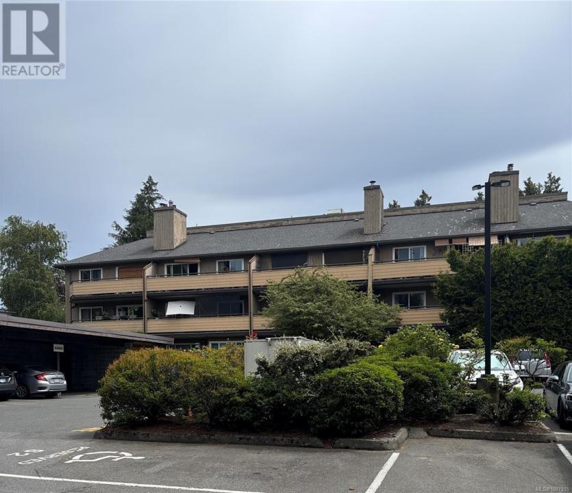 3225 ALDER STREET, Victoria, 不列顛哥倫比亞省 V8X 1P3, 加拿大