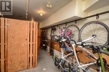 3225 ALDER STREET, Victoria, 不列顛哥倫比亞省 V8X 1P3, 加拿大
