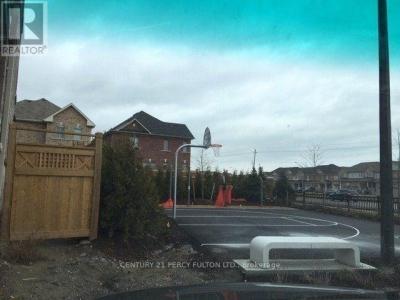 64 FERRIS SQUARE, Clarington (courtice), Ontario L1E 0J2, Kanada
