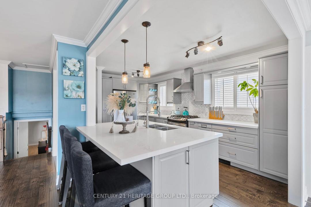 53 TURNER COURT, Bradford West Gwillimbury, Онтарио L3Z 2W7, Канада