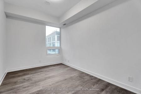 108 PETER STREET, Toronto, Ontario M5V 0W2, Canada